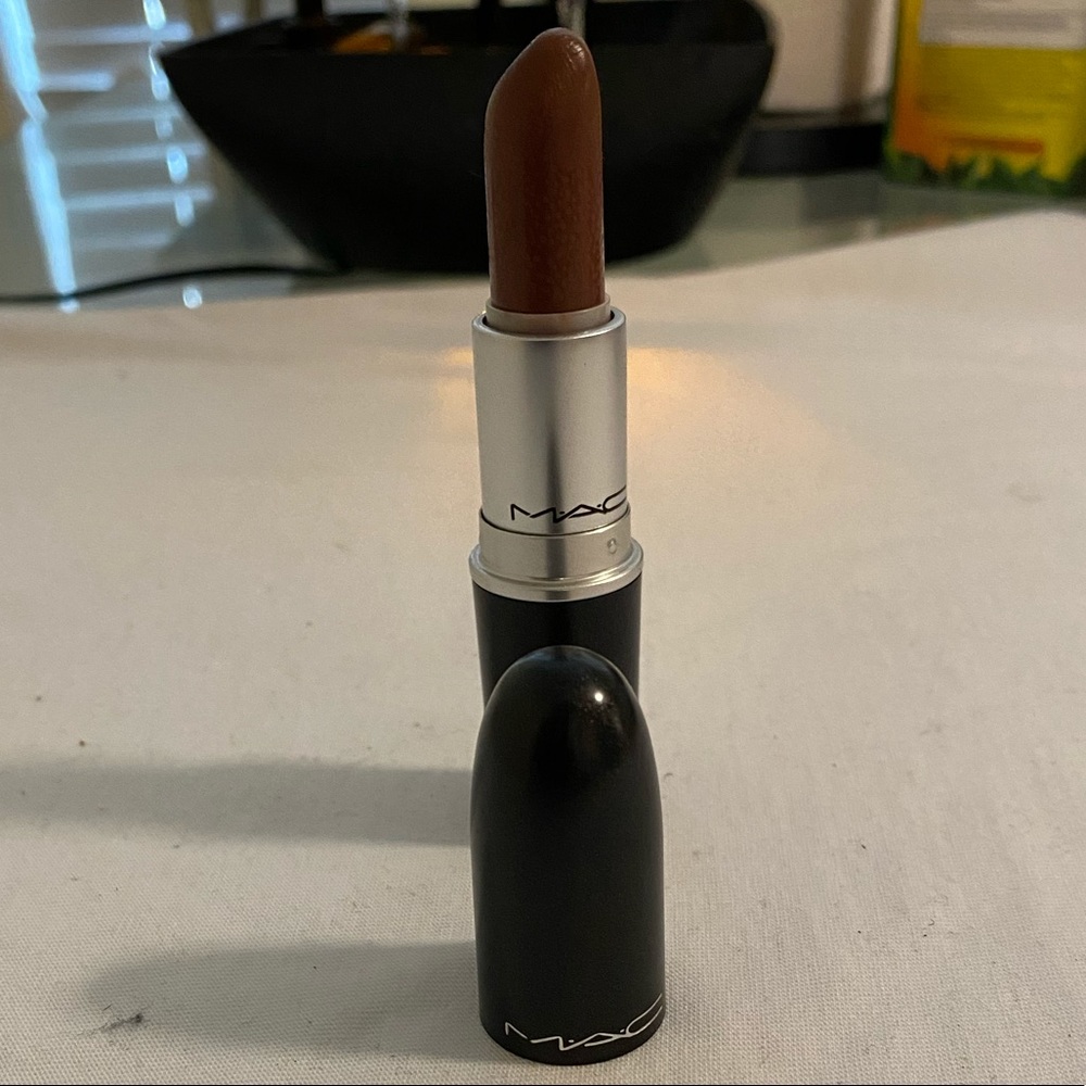 MAC lustre lipstick in Touch